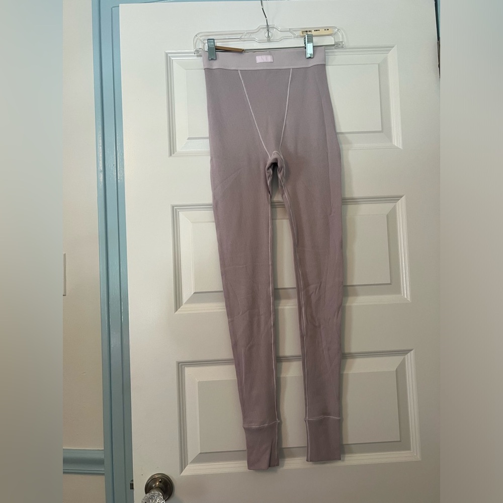 Skims lounge leggings